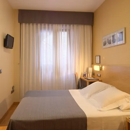 Marques, Blue Hotel Gijón