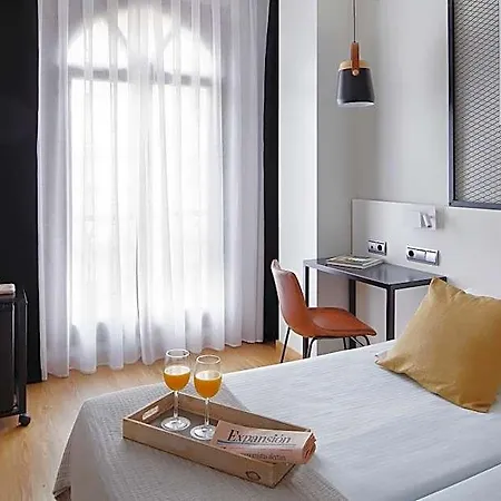 Marques, Blue Hotel Gijon