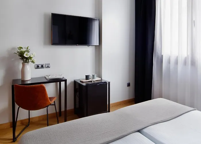 Hotel Marques, Blue 3*